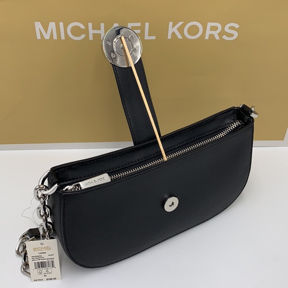 MICHAEL KORS
Carmen Small Shoulder
Pochette Bag
Black
NWT - Picture 9 of 16